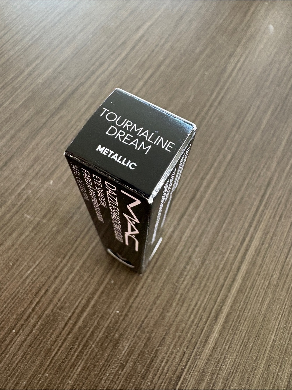 MAC Cosmetics Dazzleshadow Liquid – Tourmaline Dream blue - Picture 6 of 7